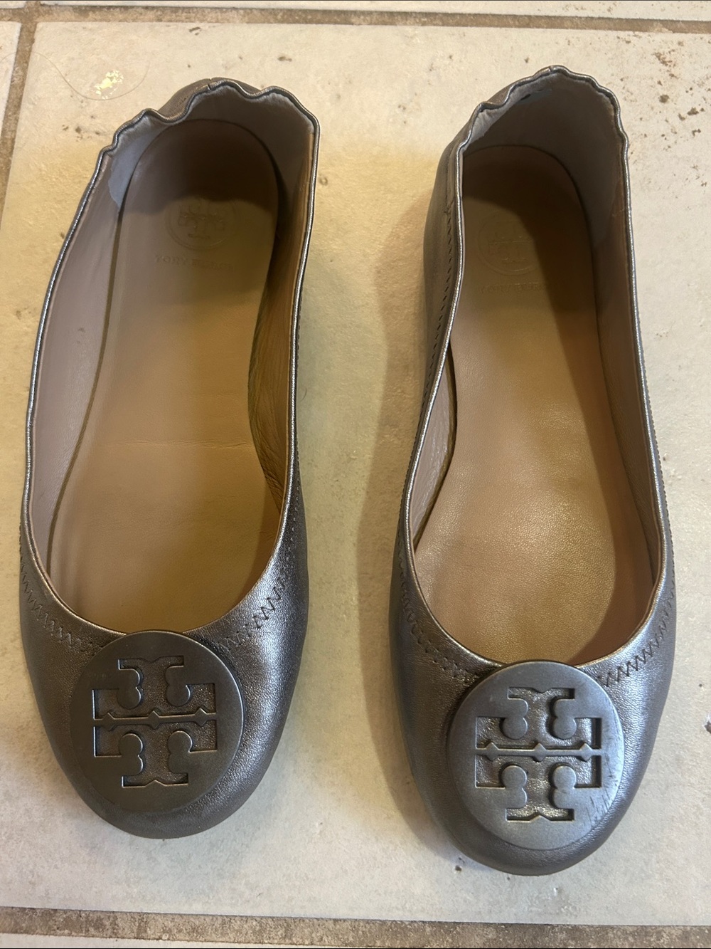 Tory Burch Minnie Travel Ballet Flats Size 6 Silver Gray